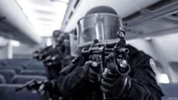 Les Metiers De La Gendarmerie Le Groupement D Intervention De La Gendarmerie Nationale Gign